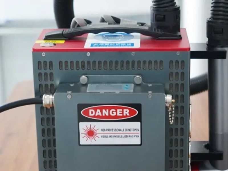 Висококачествен Пулсиращ лазер за Почистване 200W LVBPP3