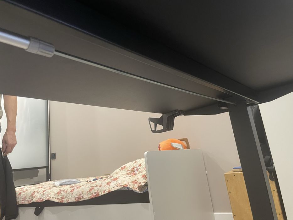 Компьютерный стол Xtreon