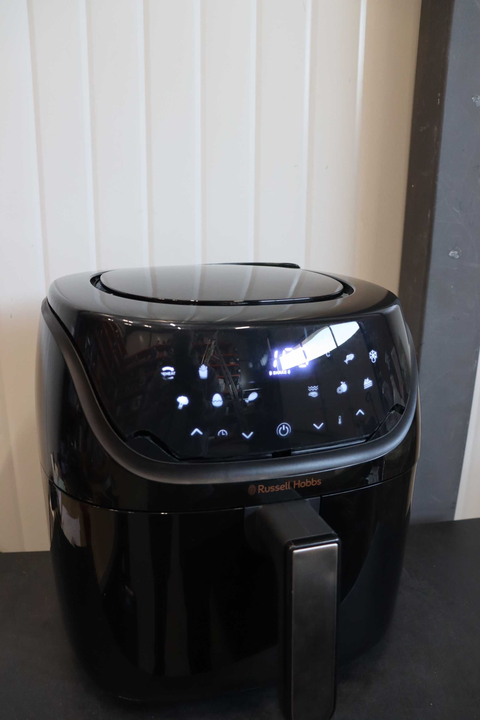 Russell Hobbs XXL Family Rapid Digital Air Fryer 8L С ДЕФЕКТ РАБОТИ