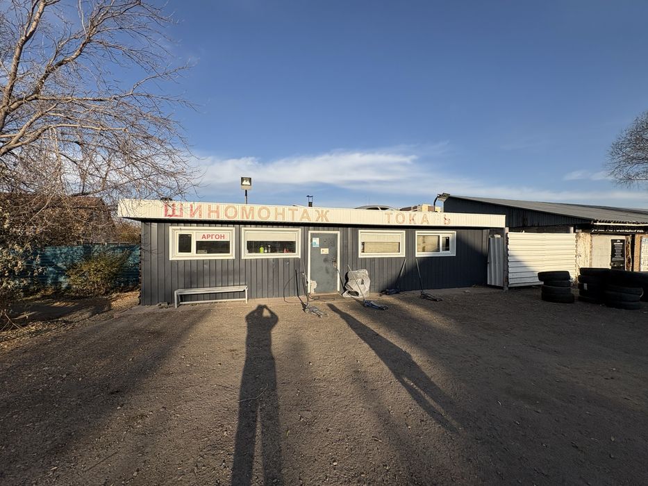 Контейнер с шиномонтажным и токарным оборудованием