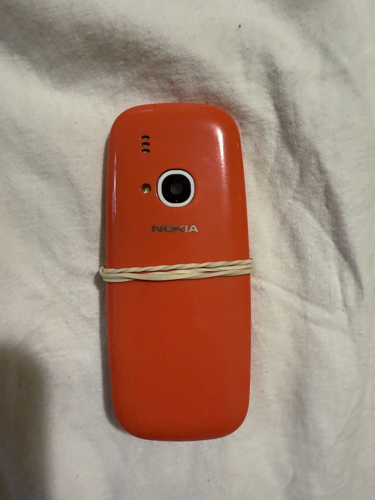 Продавам телефон Нокия 3310 - Dual SIM комплект