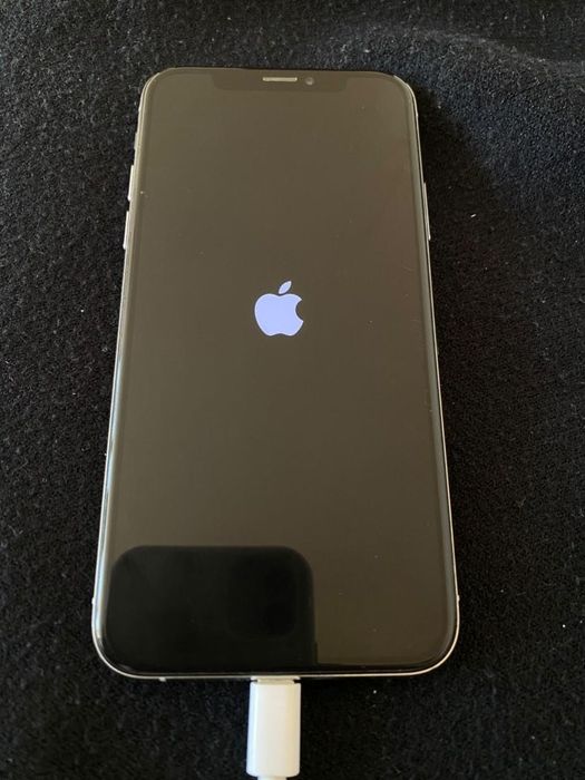 iPhone Х с дефект