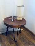 Măsuță noptieră rustică din lemn masiv – unicat, handmade