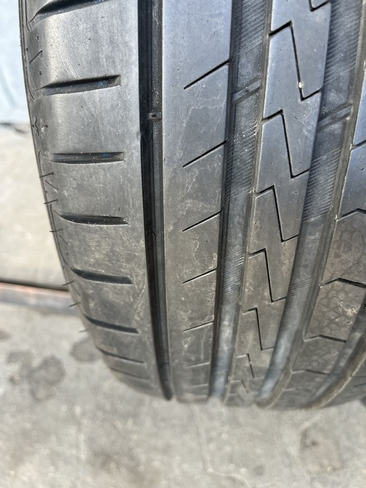2 бр. летни гуми 205/55/16 Vredestein 7 mm DOT 0817