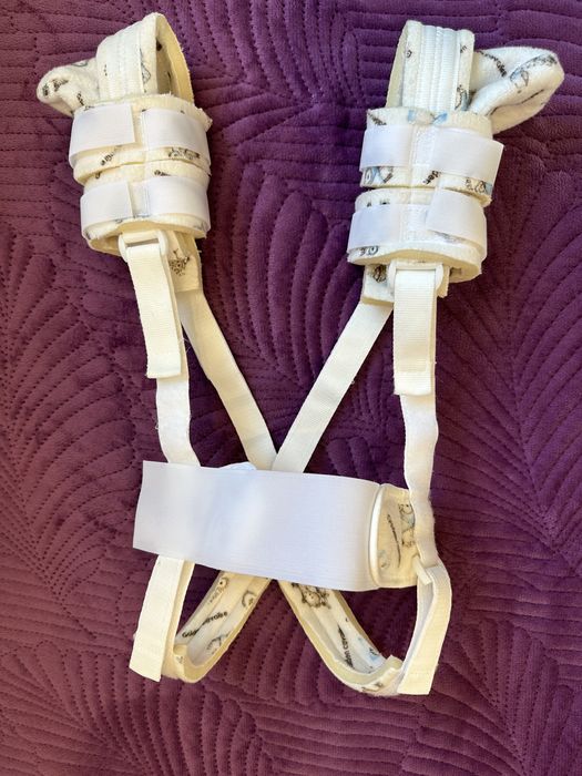 стремена павлика при дисплазии