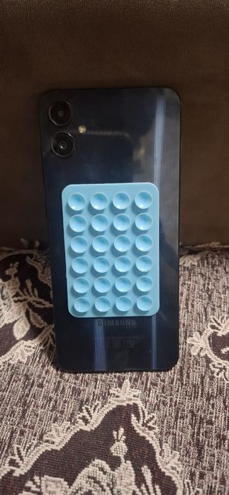 Продам самсунг а05