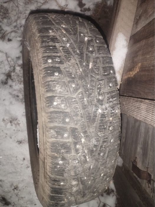 Продам шины зимние
