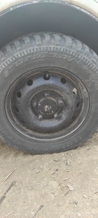 Шины с дисками в хорошем состоянии