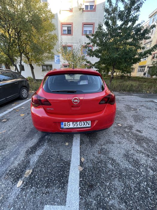 Opel astra J 2011 1.4 benzina proprietar