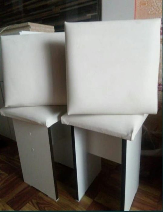 Продам новые табуретки цвета темные чёрное сияние