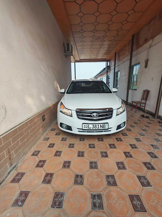 Lacetti Cruz 1.6 motor , avtomat . ideal holatda srochno !