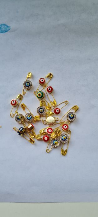 Булавки позолото