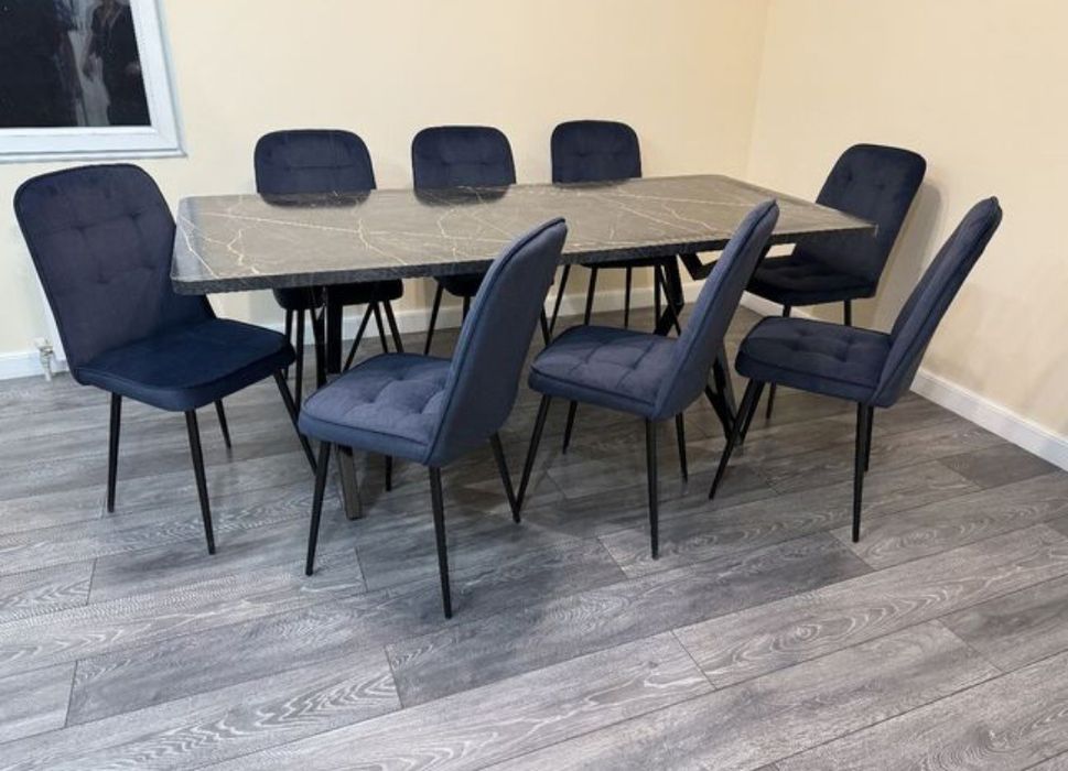 Стол и 8 стульев