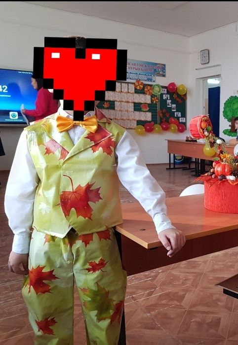 Детский костьюм для мальчика на осенний бал