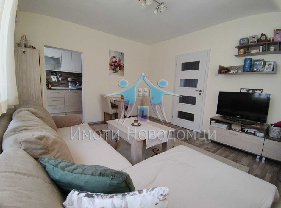 Продава се многостаен етаж от къща в гр.Шумен, кв. Център