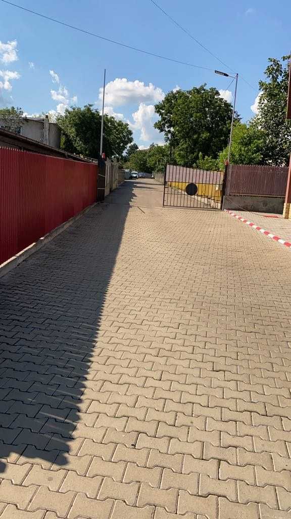 Parcare auto privata si securizata in Husi, la 15km de vama Albița