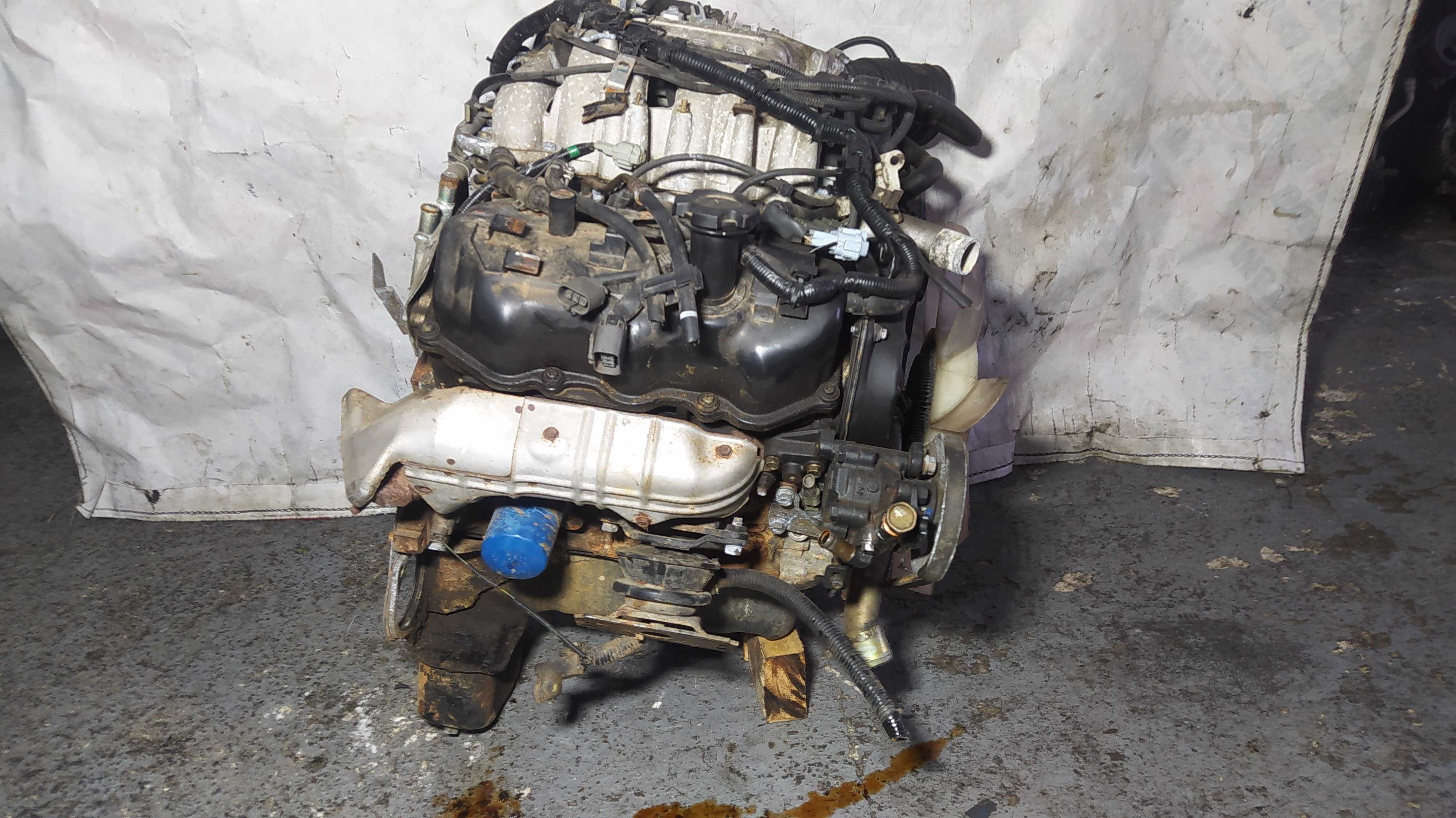 Двигатель VG33 3.3 Nissan Pathfinder Terrano VG33E