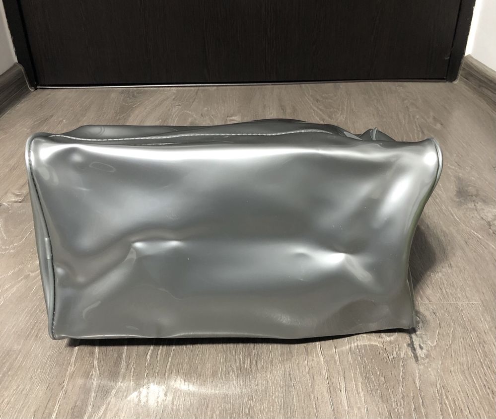 Geanta noua gri geanta gri metalizat