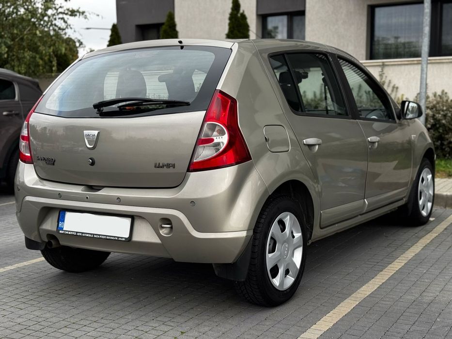 Dacia Sandero 1.4i BENZINĂ / 70.000KM / Unic proprietar/