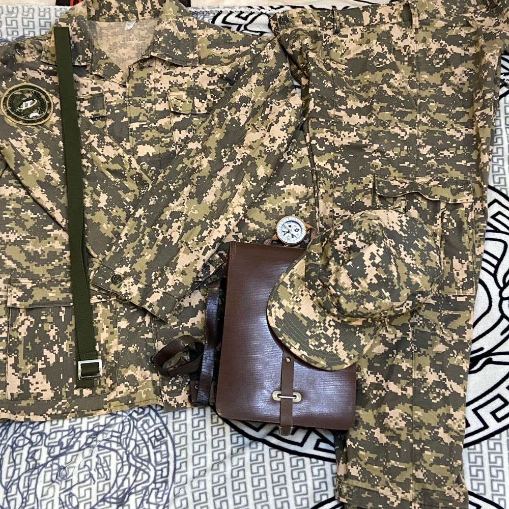 Продается комплект- военная форма