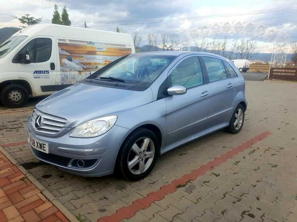 Dezmembrez B 180 CDI an 2008 motor 2.0CDI cm cutie automata