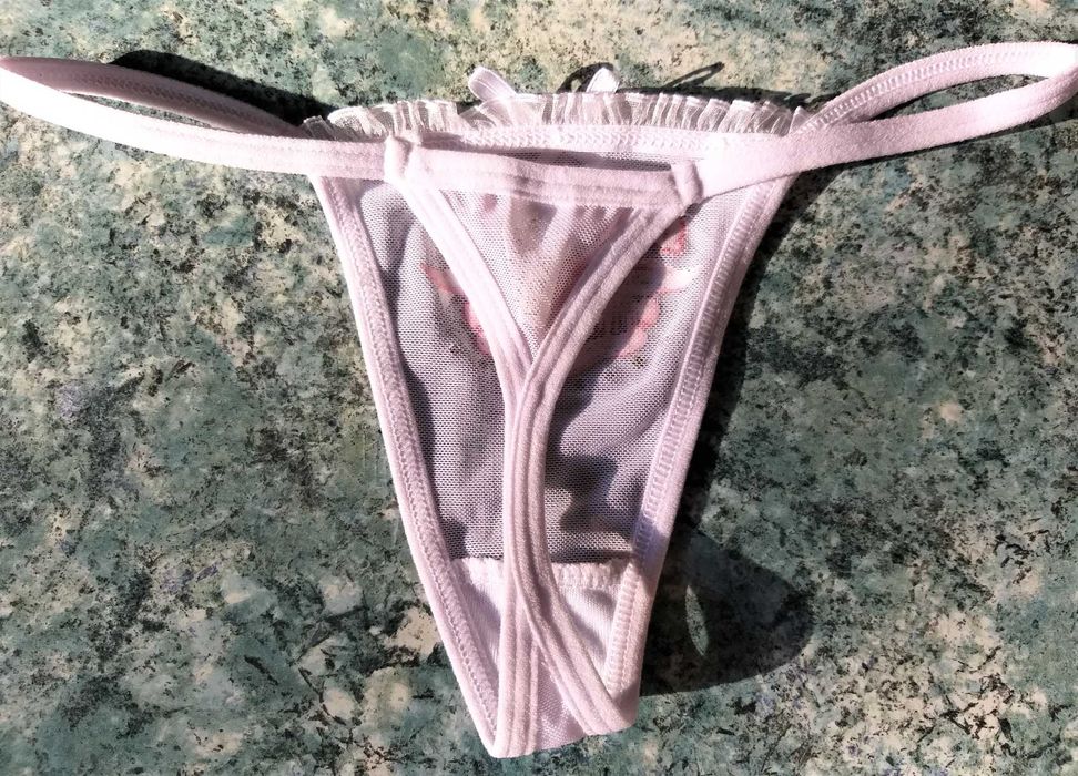 Chiloti tanga sexy tentatie mini snur fete/femei albi plasa XS/S (noi)