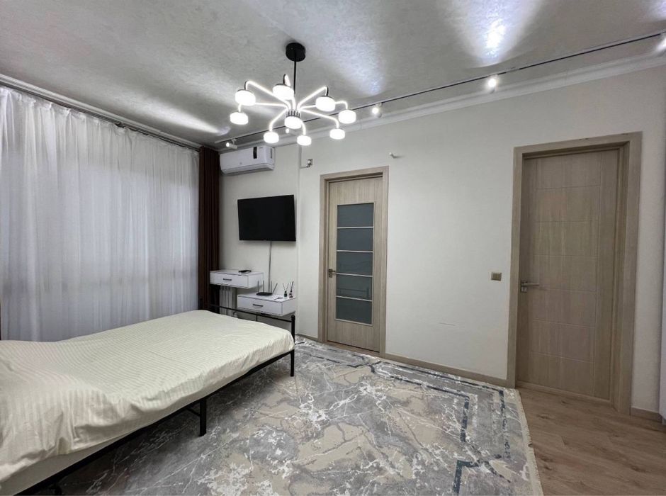 Продается 1 ком  с пемонтом мебелью Манзара Сити, Юнусабад