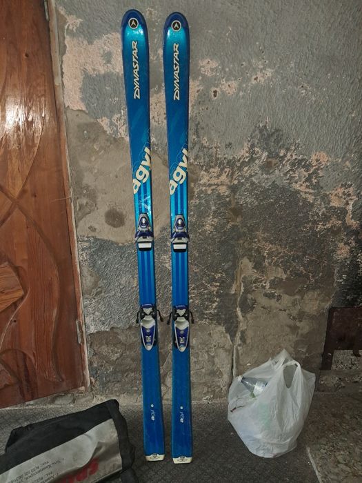 Продам лыжи в хорошем состоянии, с ботинками