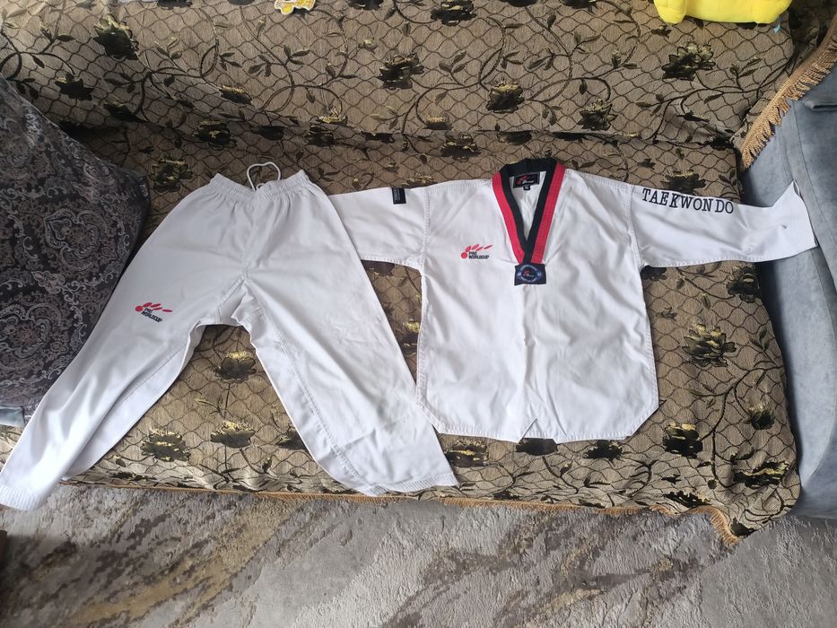 Добок для таеквондо