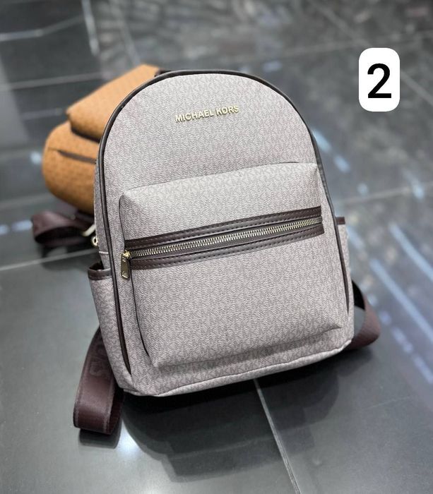 Rucsace dama model nou .