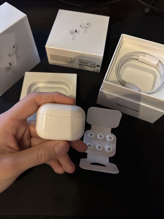 Продавам слушалки Airpods pro 2