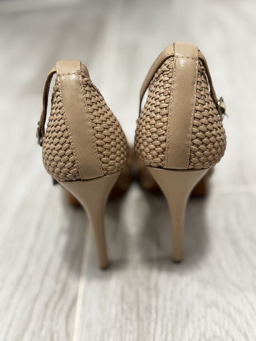 Pantofi Guess dama 39