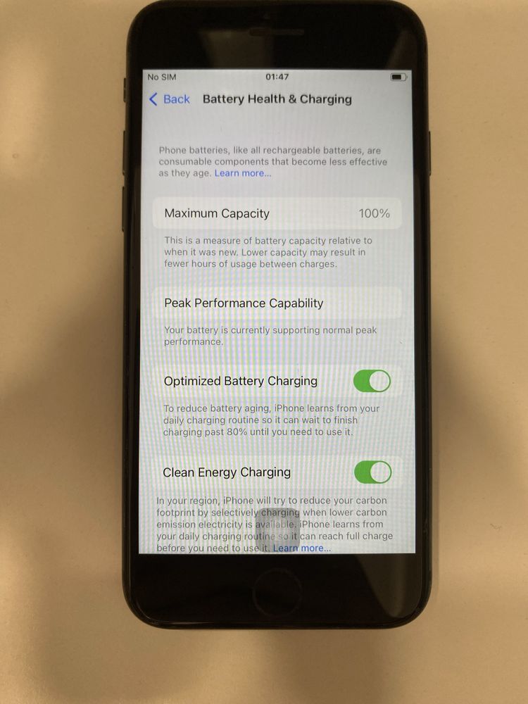 iPhone 8 64GB ID-bzx711