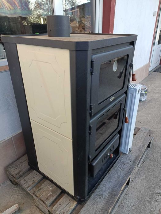 Vand termosemineu 16 kw aproape nou.