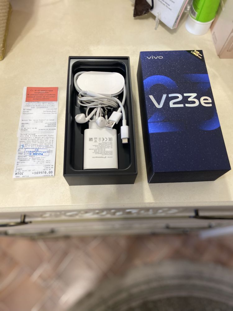Срочно срочно срочно Vivo V23e отличный смартфон в отличном состоянии