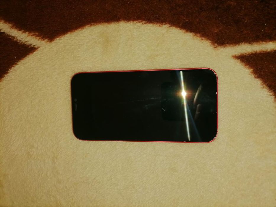 iPhone 12 de vanzare