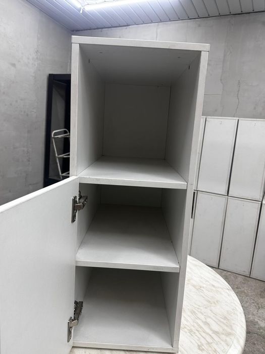 Деревянные шкафы