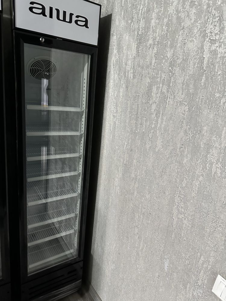 Витриный холодильник от Айва бренд ширина 40 сигаретка
