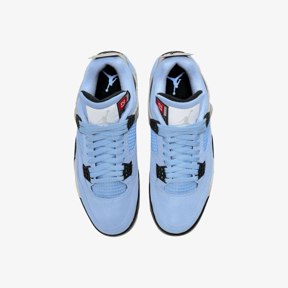 Air Jordan 4 Retro “University Blue”