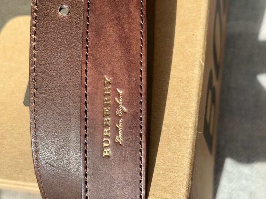 BURBERRY London curea 100€