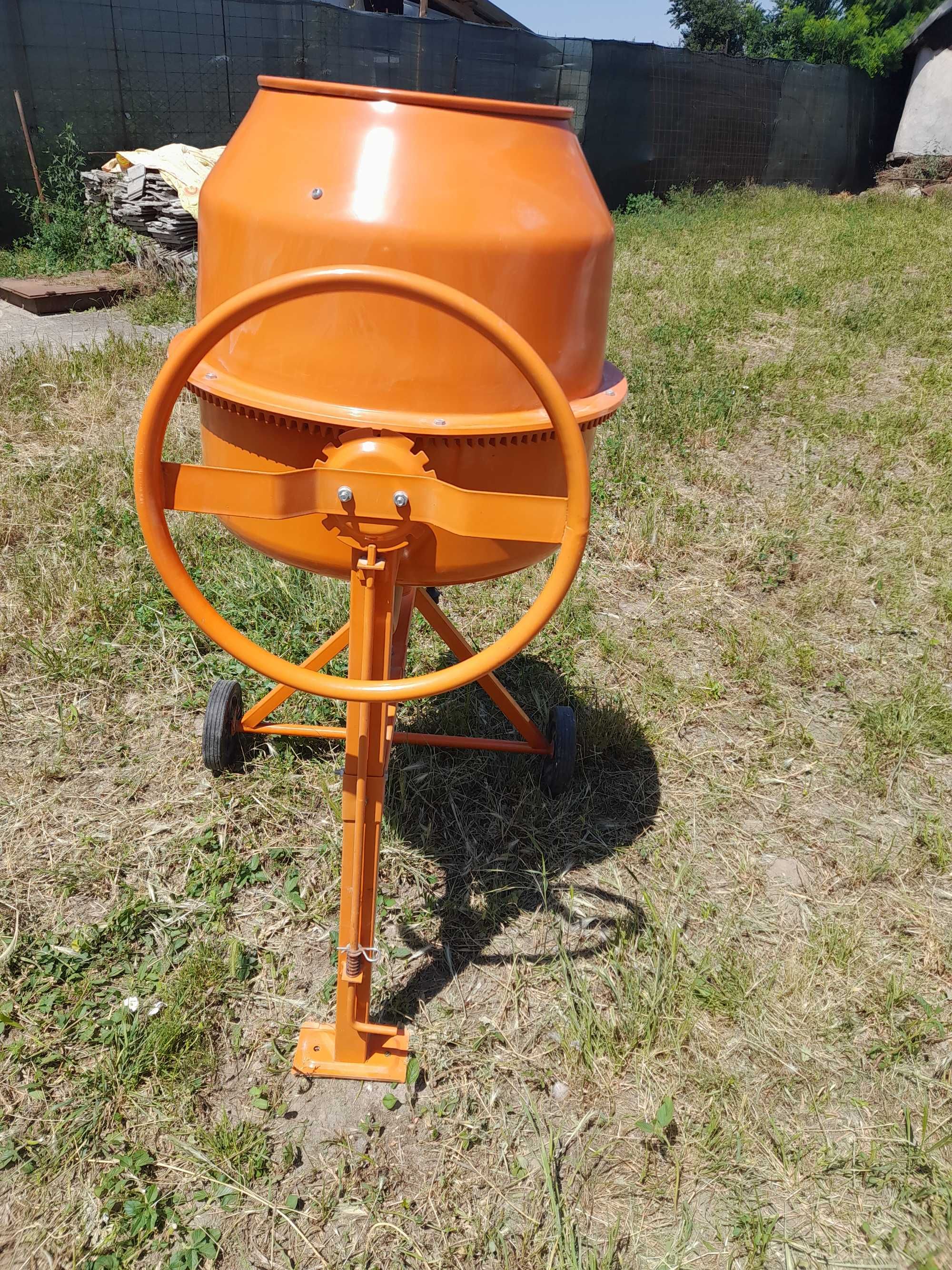 Betonieră nouă, 150 L, 850 W