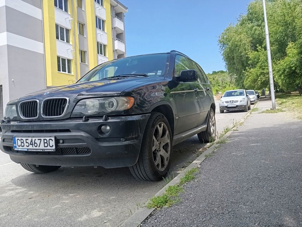 Продавам джип БМВ Х5 СПЕШНО