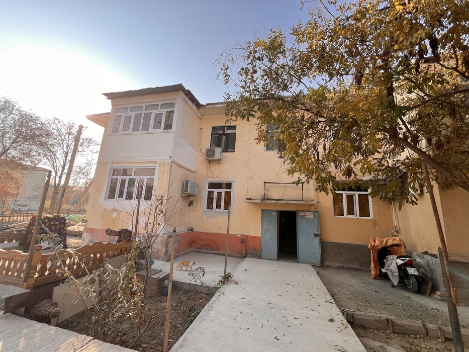 Квартира сотилади