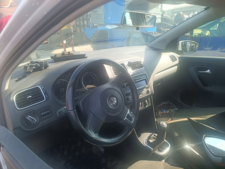 Dezmembram vw polo, an 2011, motor 1.2b, tip motor CGP