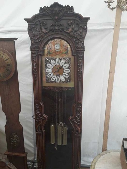 Ceas de podea Tempus Fugil de colectie