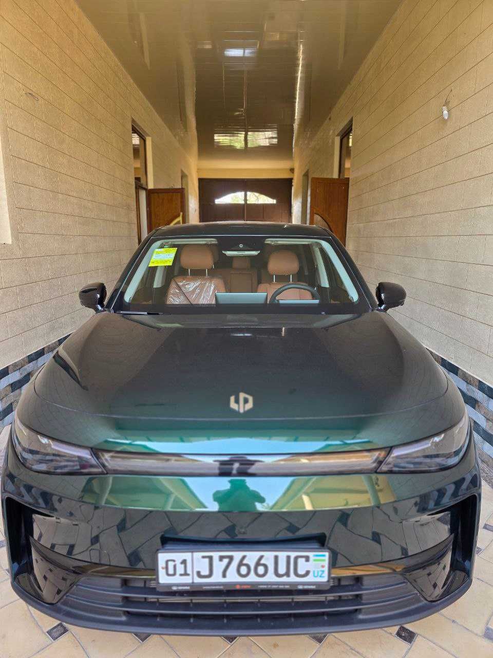 Leapmotor c10 1200km EREV 210 km tayyor nomer taqilgan.
