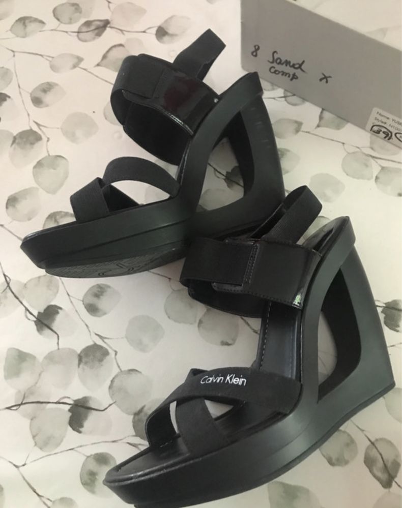 Платформи Calvin Klein