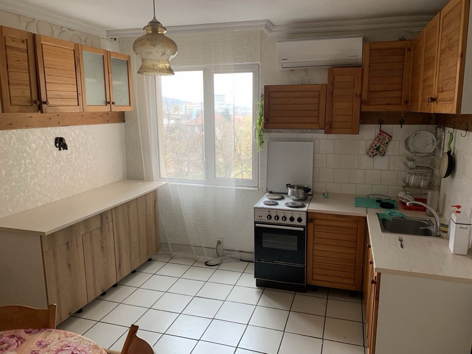 Апартамент под наем