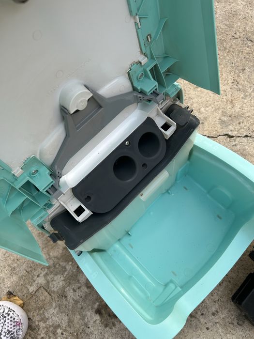 Aspirator Bosh cu spalare