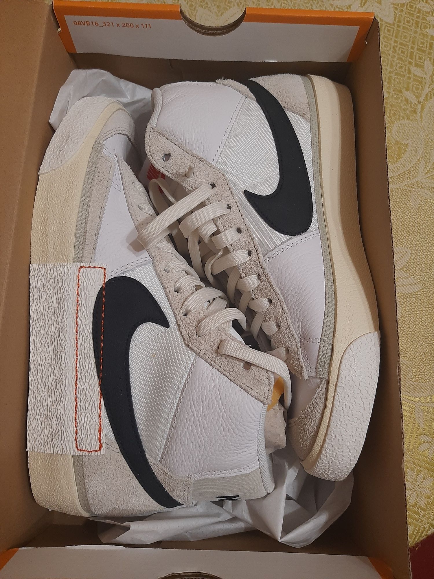 Оригинални кецове Nike